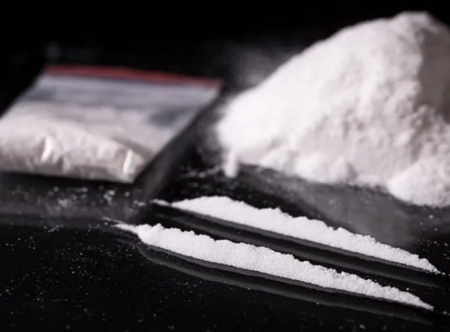 Teks foto : Peredaran narkoba jenis sabu-sabu bebas beroperasi di Jalan Mangkubumi, Kelurahan AUR, Kecamatan Medan Maimun, Senin