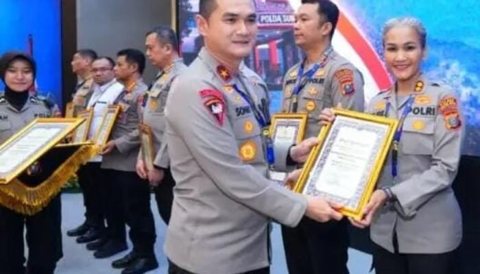 Rapim, Kapolres Pematang Siantar Raih Penghargaan Pengelolaan Anggaran