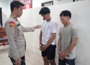 Kanit Reskrim Polsek Medan Kota, Iptu Poltak M Tambunan SH, MH, saat menginterogasi dua pemuda spesialis curanmor