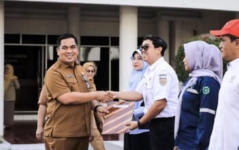 KAI Divre II Sumbar Raih Penghargaan Platinum P2HIV-AIDS Tingkat Nasional dari Kementerian Ketenagakerjaan RI