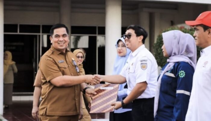 KAI Divre II Sumbar Raih Penghargaan Platinum P2HIV-AIDS Tingkat Nasional dari Kementerian Ketenagakerjaan RI