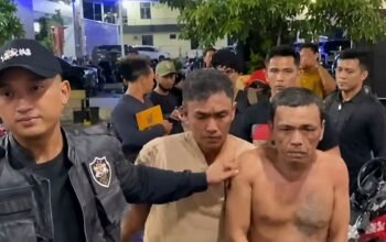 pelaku penganiayaan berinisial Z dan J saat diamankan tim Resmob Polrestabes Medan