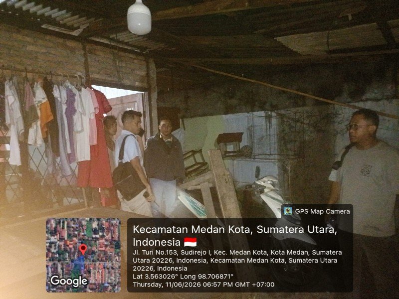 Kanit Reskrim Polsek Medan Kota, Iptu Poltak M Tambunan, SH, MH didampingi Panit 2, Ipda Eko Priya SH dan 4 personil, ke lokasi yang dimaksud seperti dalam berita di Jalan Turi Ujung, Kelurahan Binjai, Kecamatan Medan Denai