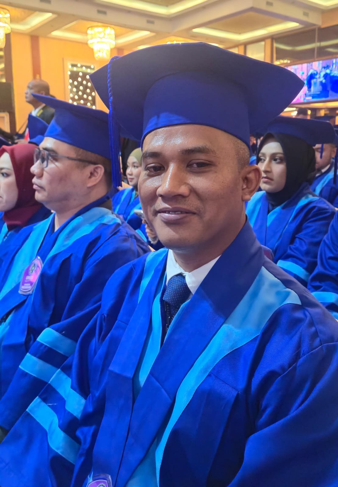 Dari Ruang Sidang ke Ruang Wisuda, Advokat Dongan Nauli Siagian Raih Gelar Magister Hukum di UMSU