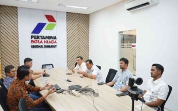 Asisten Perekonomian Pemko Medan Citra Effendi Capah saat pertemuan dengan Pertamina Patra Niaga Regional Sumbagut terkait antrean panjang BBM di SPBU Medan