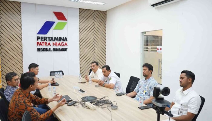 Rico Waas Instruksikan Pemko Medan Kawal Antrean BBM, Temui Pertamina Sumbagut