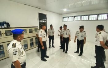 Pastikan Pelayanan Prima, Plt Kalapas Narkotika Langkat Yan Patmos Pimpin Kontrol Kebersihan dan Fasilitas Ruangan