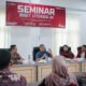 Sekdis Kominfo Medan Budi Hariono membuka seminar literasi AI bersama PC IMM Kota Medan