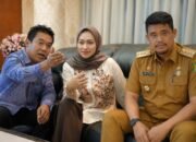 Gubernur Sumatera Utara Bobby Nasution saat menghadiri Rapat Paripurna DPRD Provinsi Sumatera Utara