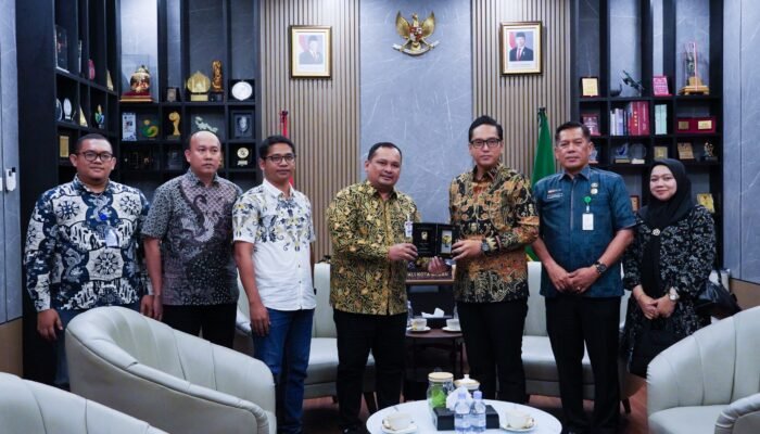 Rico Waas Minta Indomaret Tambah Kuota Produk UMKM Lokal Medan Jadi 20 Persen