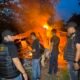 Dihadang Warga, Satresnarkoba Polrestabes Medan Bumihanguskan Sarang Narkoba Klambir V