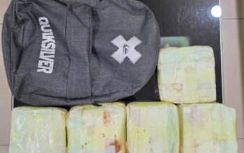 Barang bukti 5 kilogram sabu hasil penggerebekan gudang narkoba jaringan Cina Malaysia Indonesia di Medan Polonia oleh Satresnarkoba Polrestabes Medan