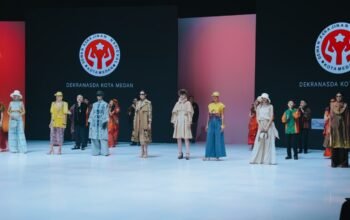 Koleksi busana Four Seasons karya desainer Medan di Indonesian Fashion Week