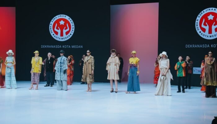 Desainer Medan Usung Tema Four Seasons di Indonesian Fashion Week