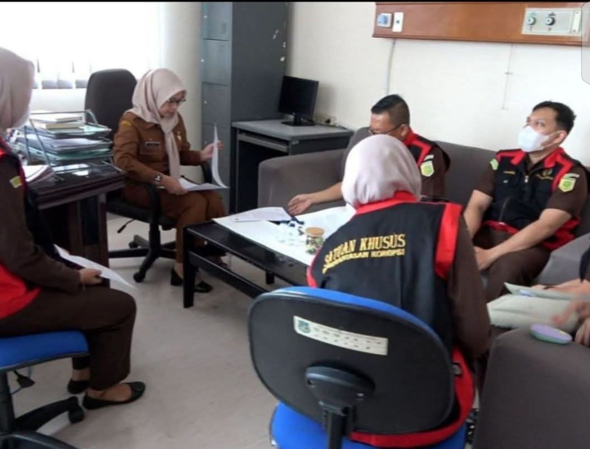 Kejaksaan Negeri Kejari Medan menggeledah lingkungan RSUD Dr. Pirngadi Medan.