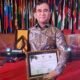 Penyerahan penghargaan LPM Award 2026 untuk Wali Kota Medan Rico Tri Putra Bayu Waas, diterima Asisten M. Sofyan di Bandung, Jumat (7/8/2026).