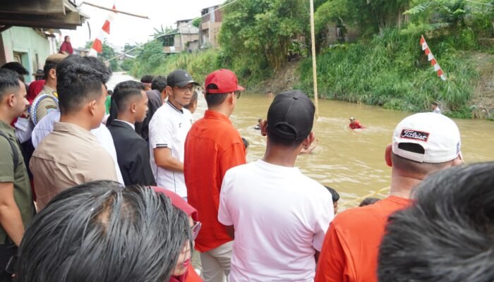 Lomba 17-an di Sungai Deli Medan Maimun, Rico Waas Puji Semangat Kebersamaan Warga