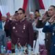 Wali Kota Medan Rico Waas mengenakan busana adat Jawa menyaksikan siaran langsung Detik-Detik Proklamasi HUT ke-81 RI dari Istana Negara di Pendopo Rumah Dinas Wali Kota Medan, Senin (17/8/2026).