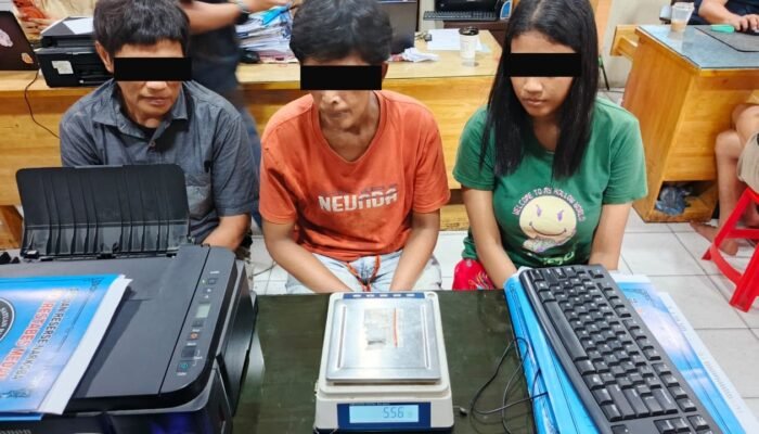 Digerebek Polisi, Tiga Wanita Pengedar Sabu di Percut Sei Tuan Ditangkap
