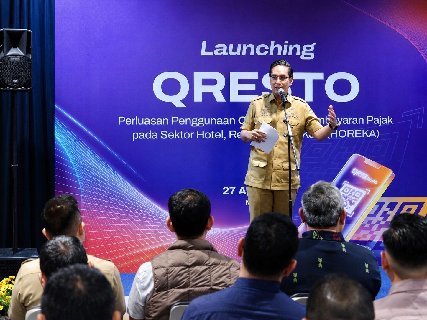 Wali Kota Medan Rico Waas saat meluncurkan sistem elektronik QRESTO di Balai Kota Medan