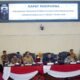 Wali Kota Medan Rico Waas bersama Ketua DPRD Medan Wong Chun Sen dalam Rapat Paripurna Penetapan Perubahan Propemperda 2026 di Gedung DPRD Medan, Selasa (18/8/2026).