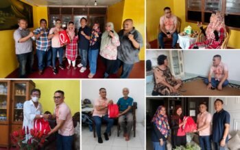 Ketua PWPM Muhammad Edison Ginting beserta pengurus menyerahkan bingkisan kepada wartawan senior Hj Mardiana Chaniago (Bundo) di kediamannya, Jalan Senam, Medan Kota, Kamis (13/8/2026).