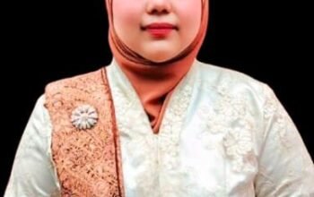 Dosen Universitas Darma Agung Medan Dr. Gema Rahmadani, ST.,SH.,MH. Raih Gelar Doktor Hukum Islam dengan Predikat Pujian