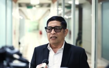 Anggota Komisi III DPR RI Bob Hasan menyampaikan pandangan soal pembahasan RUU Perampasan Aset di Gedung Nusantara II DPR RI, Selasa (11/8/2026).