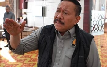 Anggota Komisi XII DPR RI Sartono saat kunjungan kerja ke PT Pertamina Hulu Rokan menjelaskan solusi atasi penurunan produksi minyak