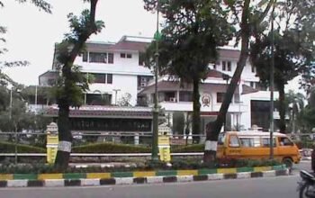 Kepala BKPSDM Kota Medan Subhan Fajri Harahap mengonfirmasi penjatuhan hukuman disiplin kepada Camat Medan Timur dan Lurah Aur.