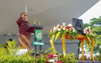 Wali Kota Medan Rico Waas memimpin Upacara HUT ke-81 RI di Lapangan Merdeka Medan, Senin (17/8/2026).