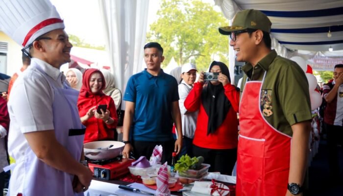 Rico Waas & Zakiyuddin Turun Masak, Lomba Nasi Goreng Semarak Korpri Medan