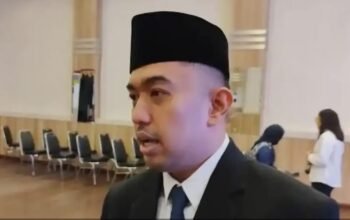 Inspektur Kota Medan Erfin Fahrurazi menyoroti serapan anggaran Dinas Perkimcikataru yang berada di bawah capaian kelurahan dan kecamatan, Kamis (6/8/2026).