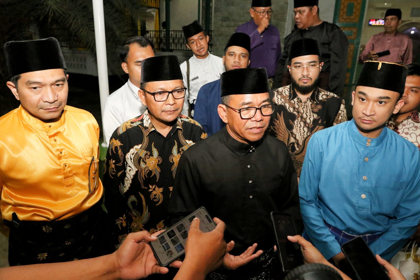 Zakiyuddin Harahap bersama jajaran saat menghadiri pembacaan Yasin dan Ratib Al-Haddad Kenduri Diraja