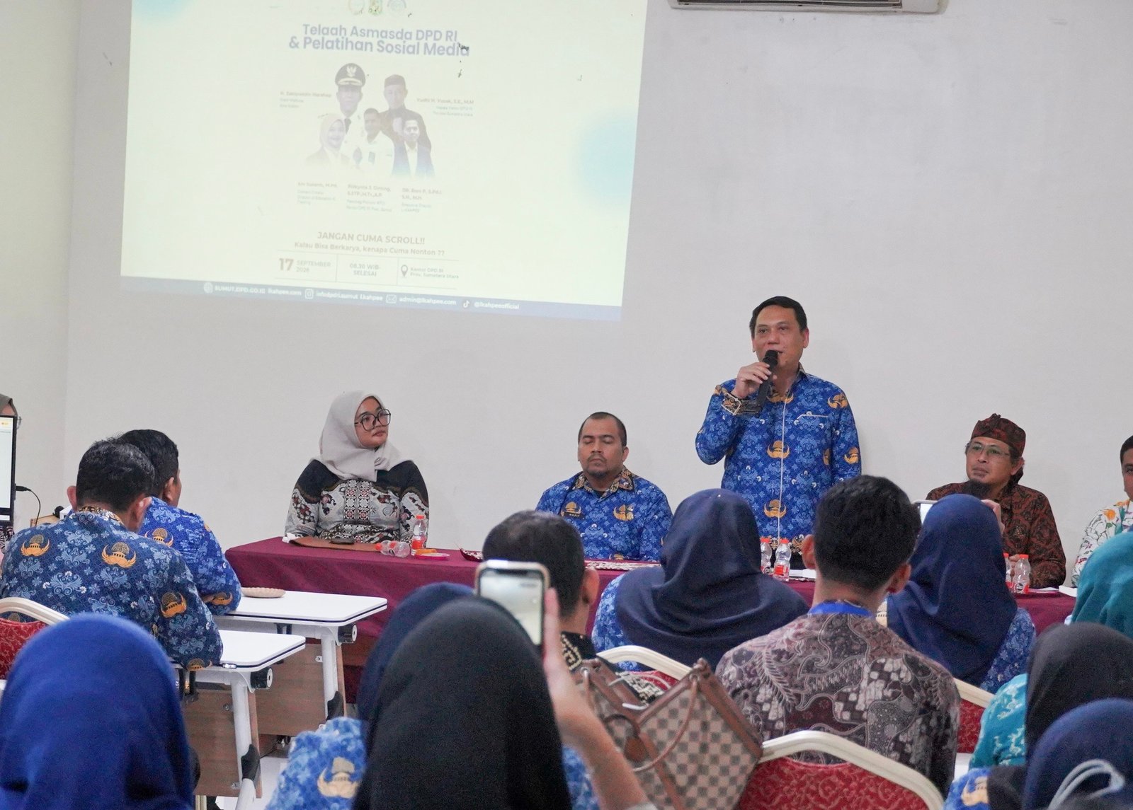 Rico Waas mendorong guru dan tenaga pendidik menjadi teladan dalam menggunakan ruang digital.