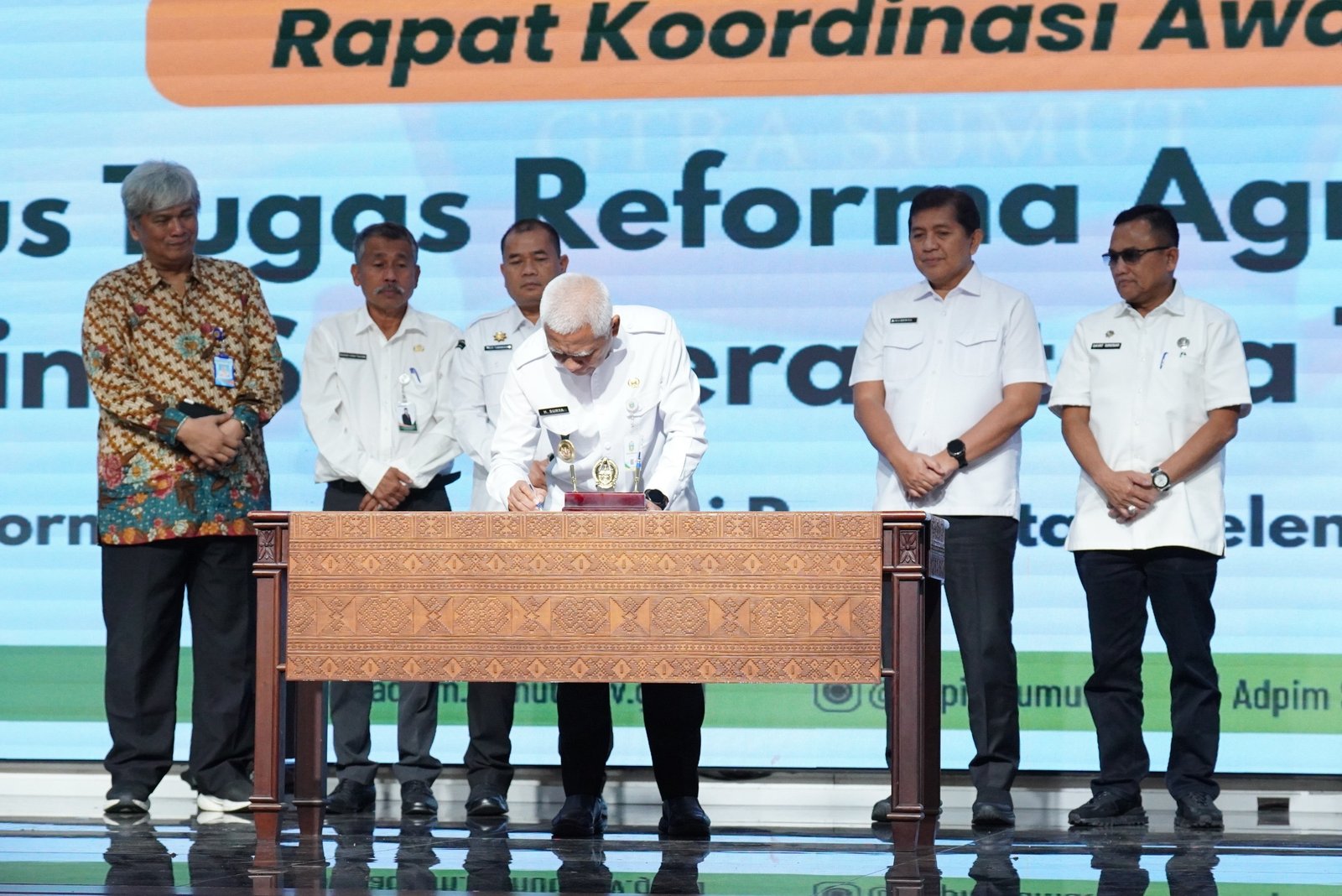 Wakil Wali Kota Medan Zakiyuddin Harahap menghadiri Rakor GTRA Sumut 2026 di Kantor Gubernur Sumatera Utara.