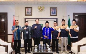 Rico Waas menerima audiensi pengurus ICMI Muda Kota Medan di Balai Kota Medan