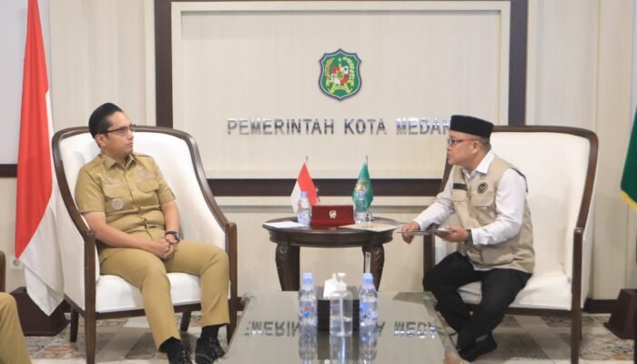 Rico Waas Verifikasi 160 Calon Jemaah Haji