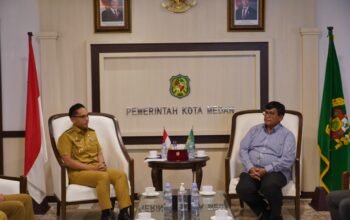 Rico Waas bersama POGI Sumut membahas kesehatan ibu dan reproduksi