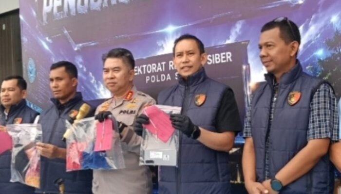 Nekat! Live Streaming Pornografi di TikTok, Janda Beranak Tiga Ditangkap