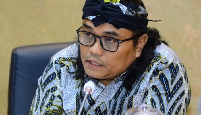 Siswi Diduga Keracunan MBG, DPR Minta Audit SPPG Karo
