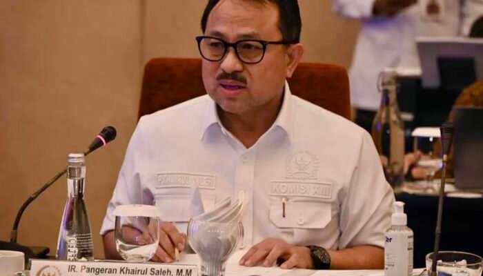Pangeran Khairul Saleh Desak Bantuan Karhutla Banjar
