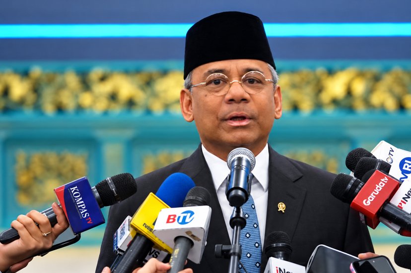 Presiden Prabowo Subianto melantik Suahasil Nazara sebagai Menteri Keuangan dalam reshuffle Kabinet Merah Putih
