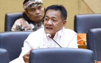 Anggota Komisi IX DPR RI Obon Tabroni membahas KHL sebagai dasar penetapan upah.