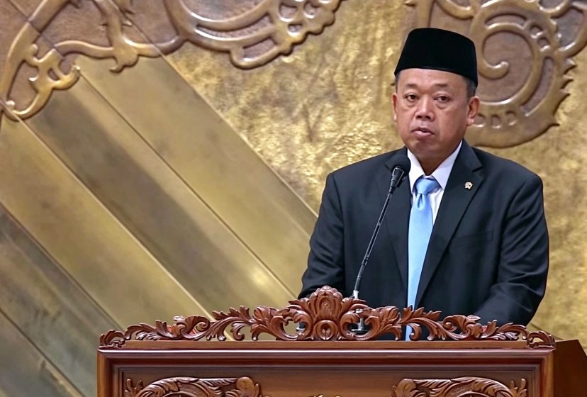 Nusron Wahid menyampaikan pendapat pemerintah saat pengesahan UU Reforma Agraria di DPR
