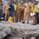 Rico Waas meninjau pembangunan U-ditch di Indra Kasih Medan Tembung
