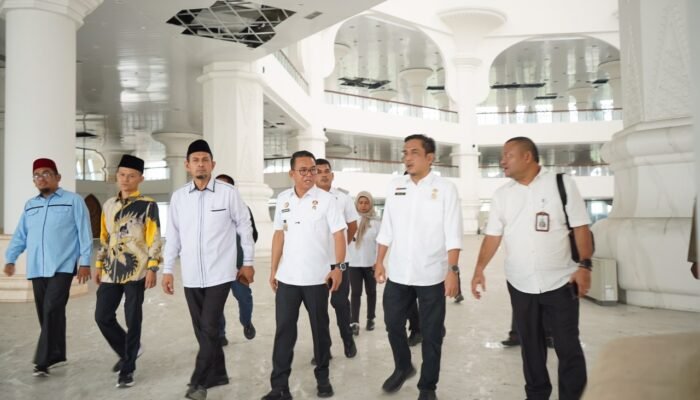 Tinjau Medan Islamic Centre, Zakiyuddin Perintahkan Kontraktor!
