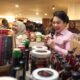 Gallery Mustika Deli menampilkan produk unggulan UMKM binaan Dekranasda Kota Medan.