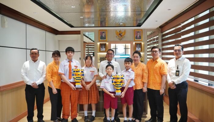 Siswa Nanyang Zhi Hui School Raih Juara Robotik Internasional di Thailand