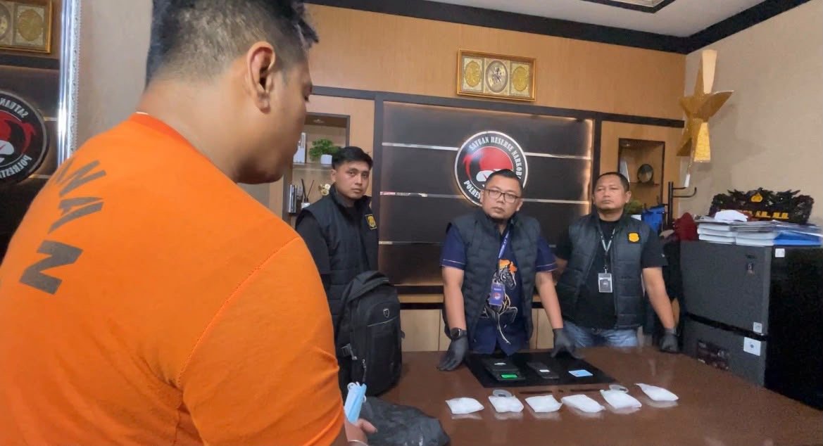 Polisi menyita 480,56 gram sabu dari warga Pidie di Jalan Williem Iskandar Medan